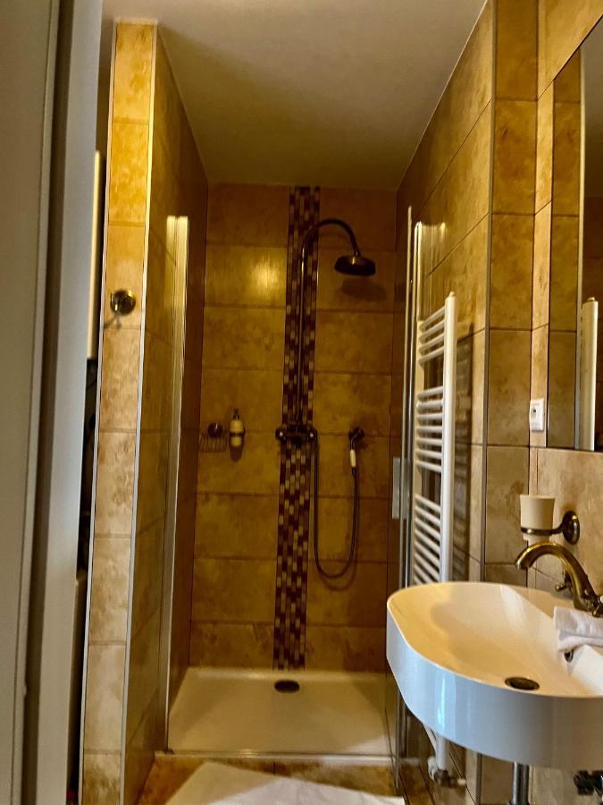 Underground Apartment Bratislava-Nivy Extérieur photo